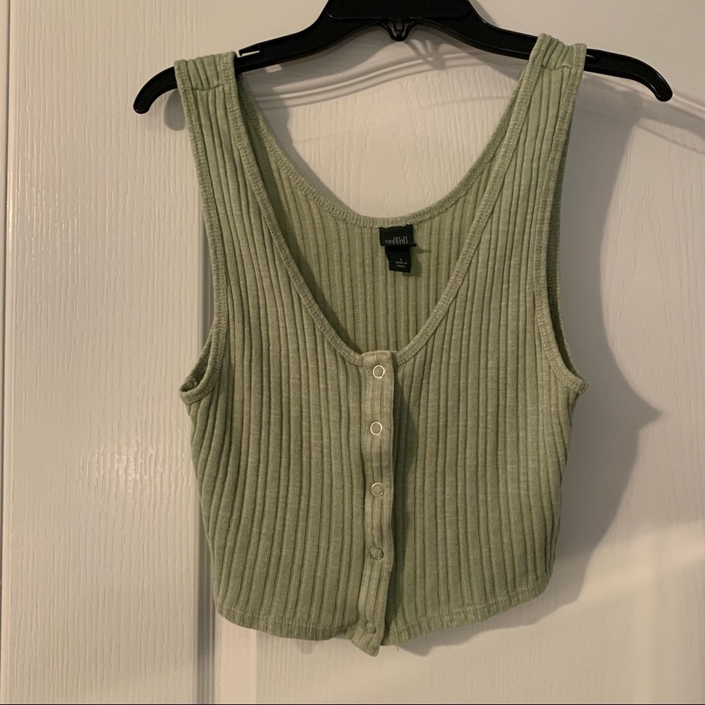 TARGET GREEN CROPPED TANK TOP